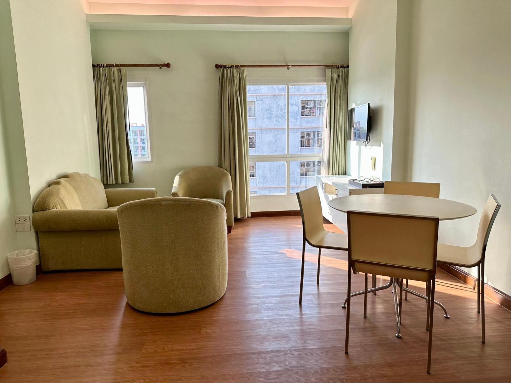 Calypzo Bangkok Otel Dış mekan fotoğraf