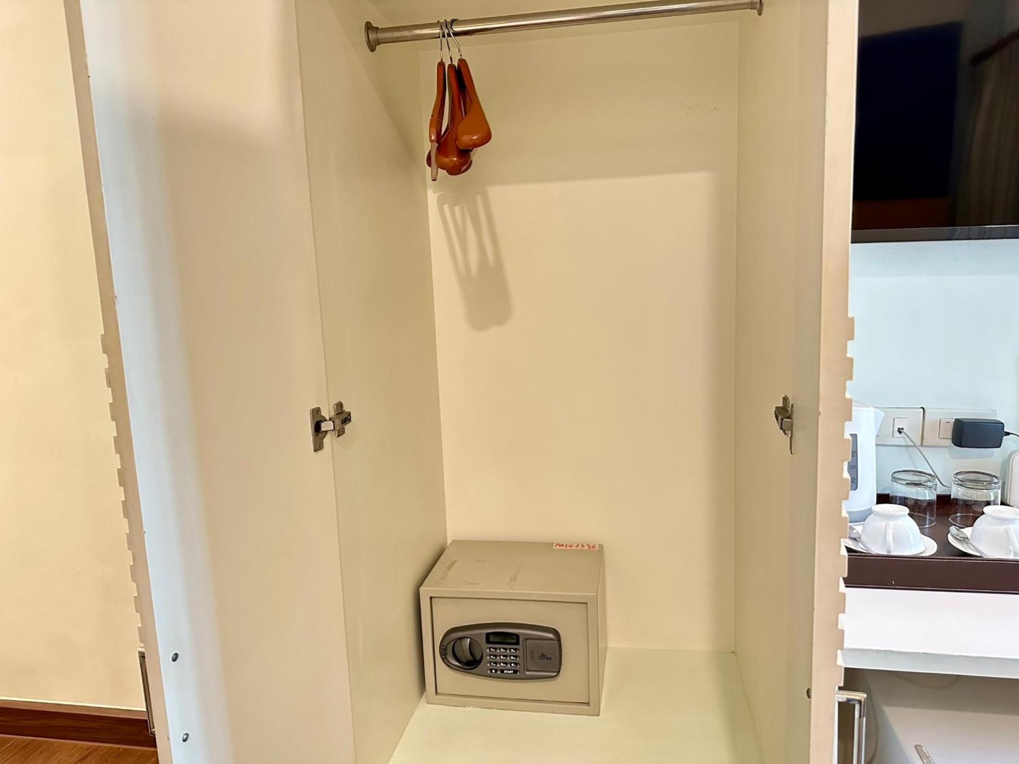 Calypzo Bangkok Otel Dış mekan fotoğraf
