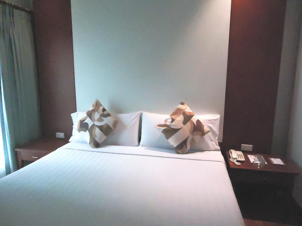 Calypzo Bangkok Otel Dış mekan fotoğraf