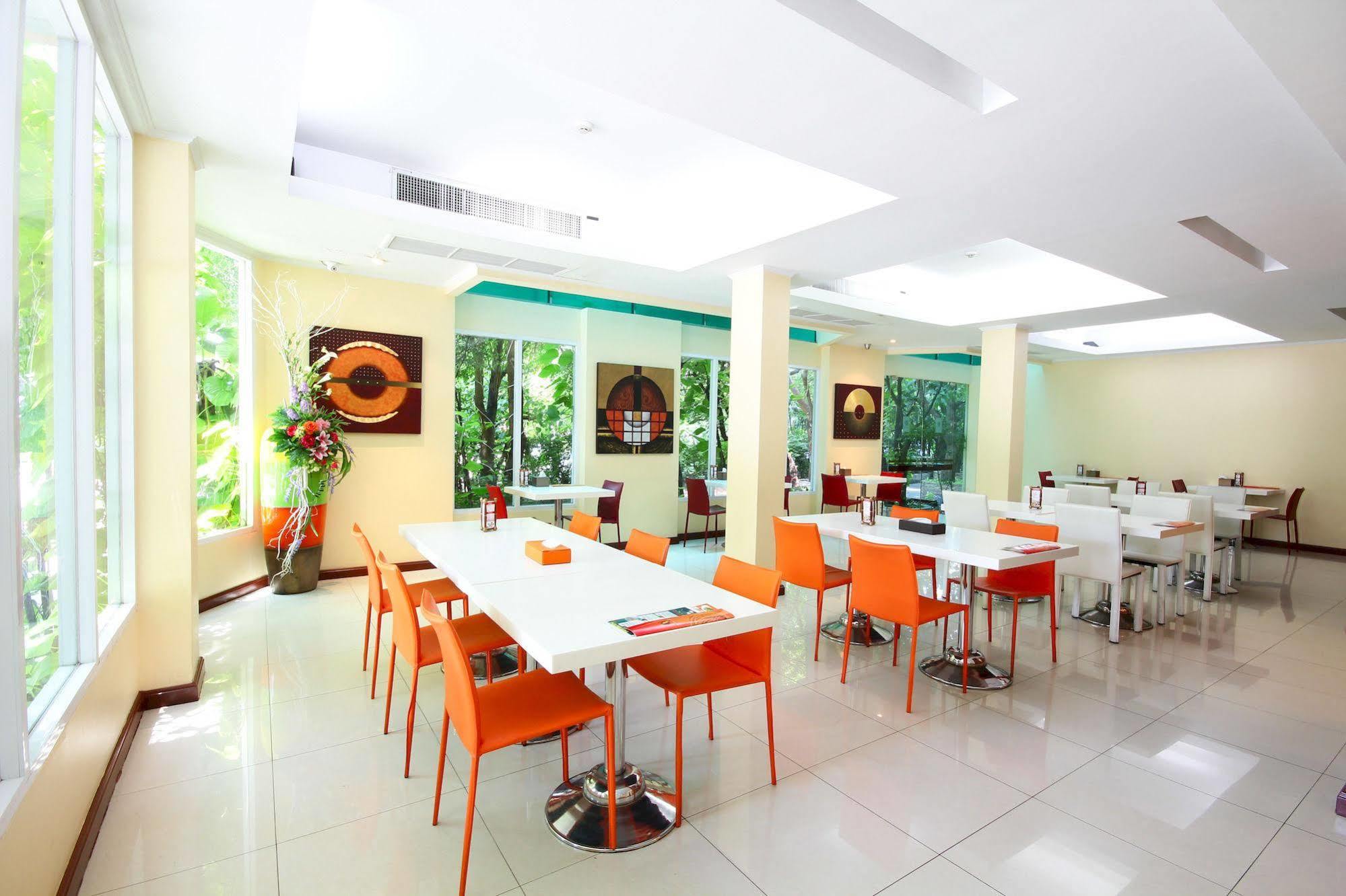 Calypzo Bangkok Otel Dış mekan fotoğraf